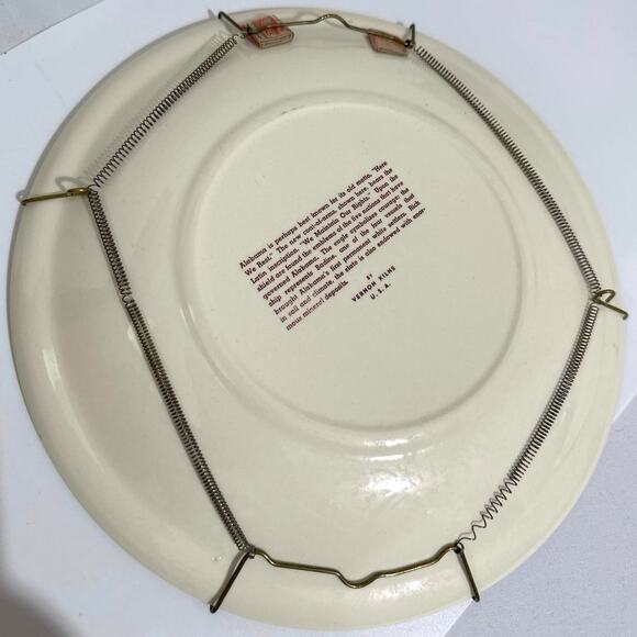 Alabama collective 10” decorative plate, with wall hanger. - Picture 5 of 5